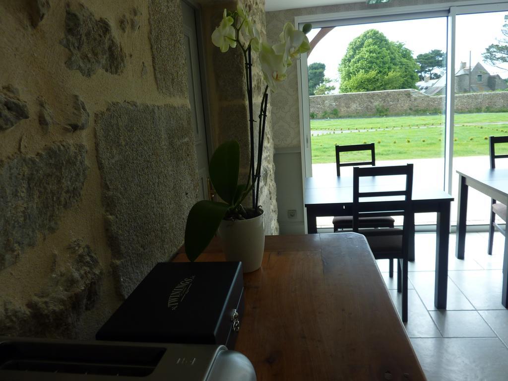 Gentilhommiere De La Grande Toutenais Saint-Malo Room photo