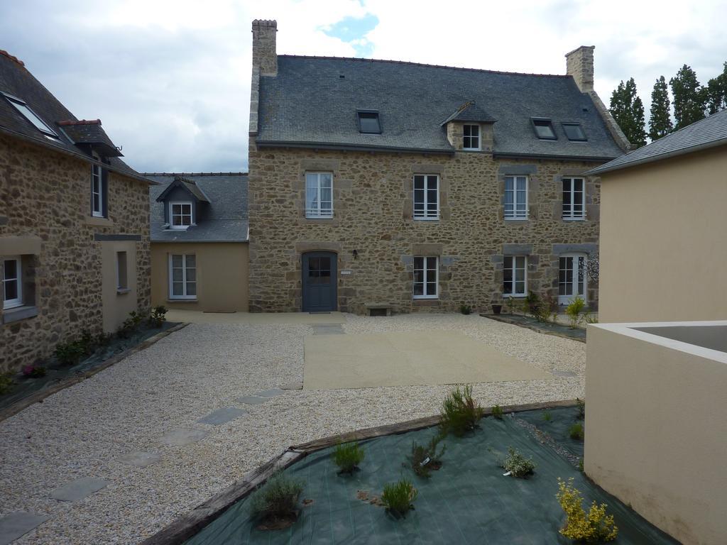 Gentilhommiere De La Grande Toutenais Saint-Malo Exterior photo